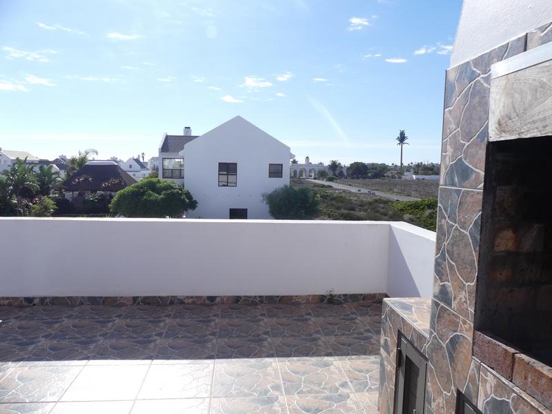 4 Bedroom Property for Sale in Golden Mile Western Cape